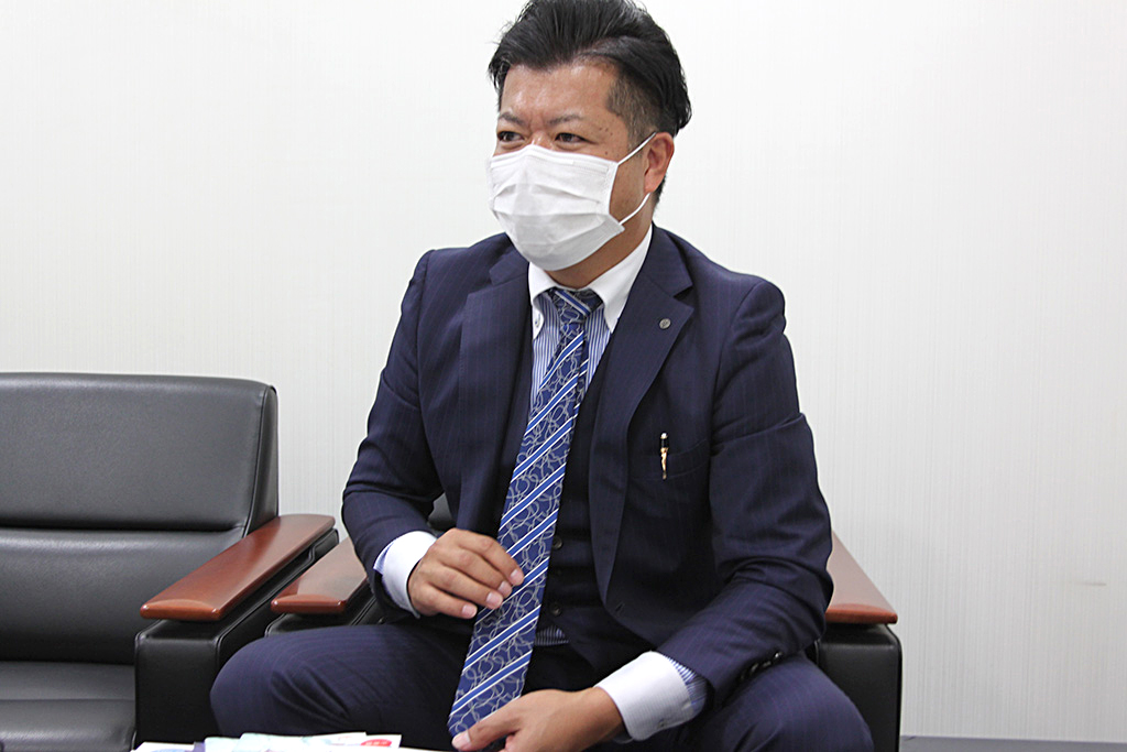谷本氏